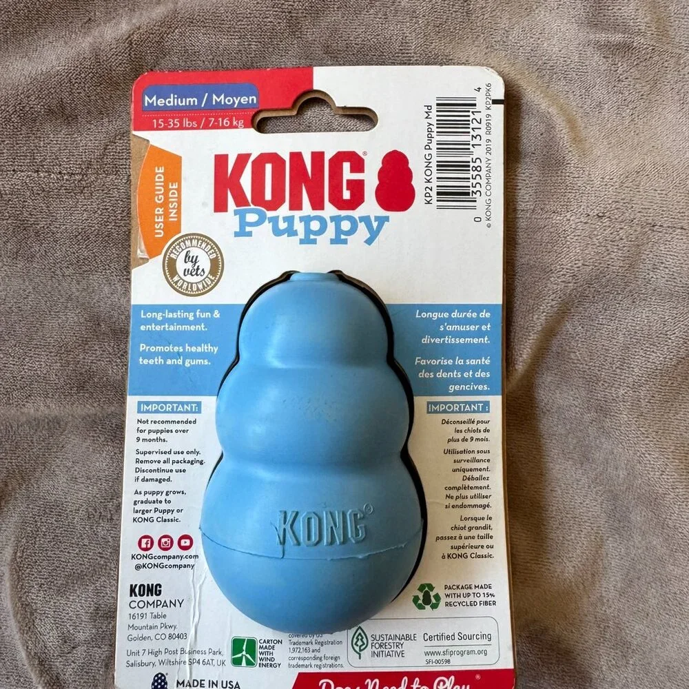 NWT Blue Medium Puppy Kong for Treats & Rubber for Teething Chew Toy Chase Fetch